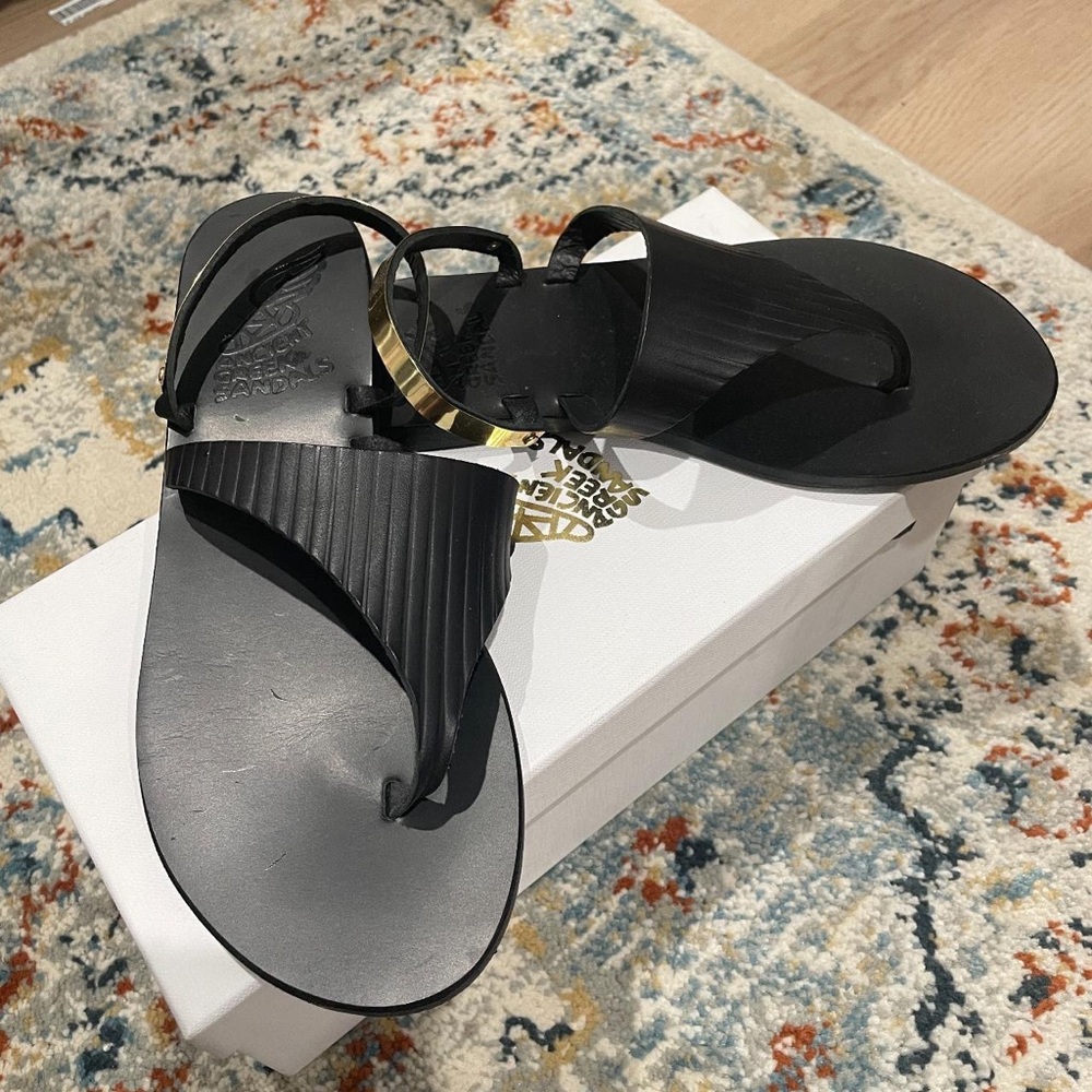PERFECT CONDITION LUXURY Black Drepani thong sandals from Ancient Greek Sandals
